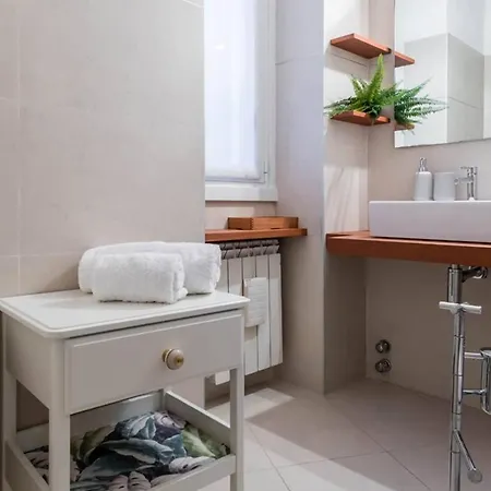 Altido Elegant 1 Bedroom Apt In Front Of The Sforzesco Castle Apartment Milan